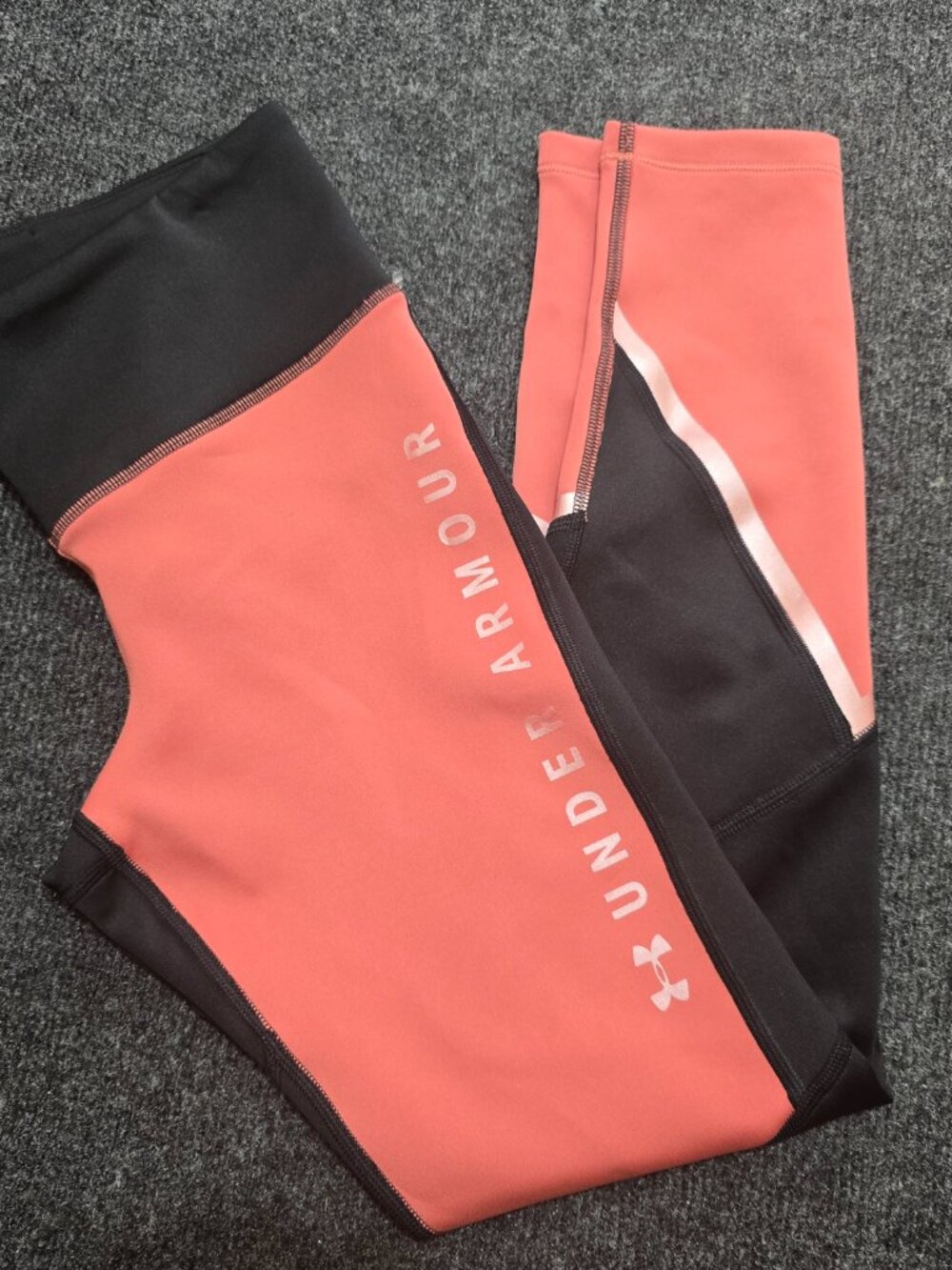 Under Armour ColdGear Compression Leggings M Fractal Pink Black Colorblock Athle